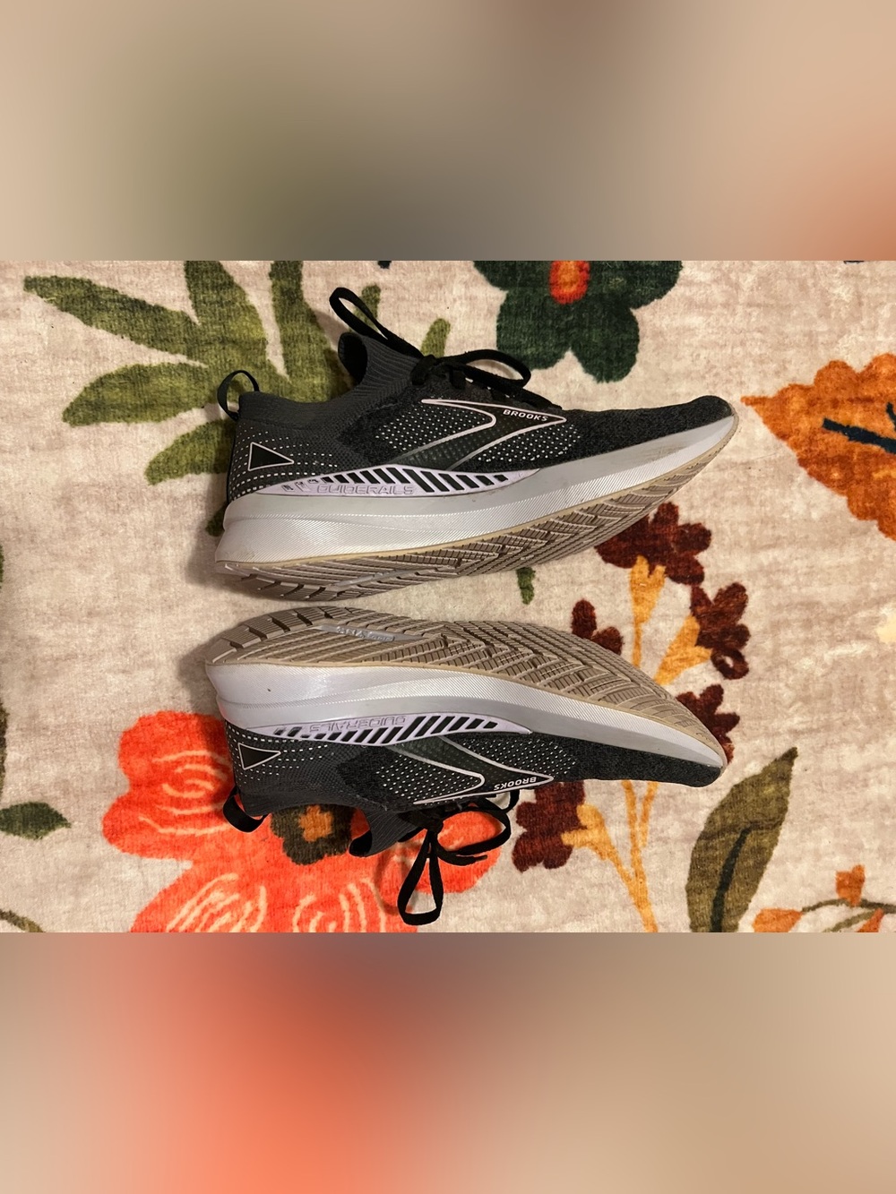 Brooks Black and Gray Knit Running Sneakers - Picture 4 of 6